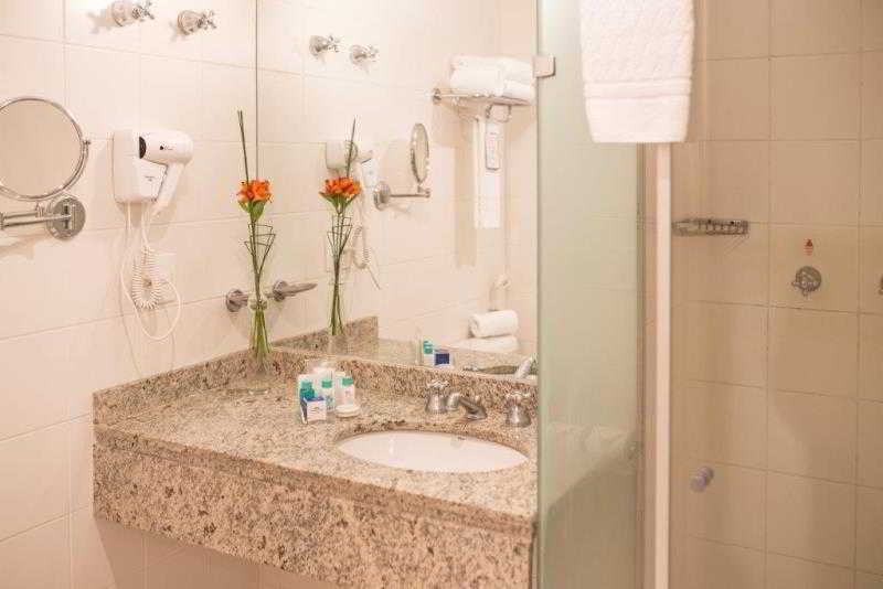 Bar
 di Howard Johnson Faria Lima Inn