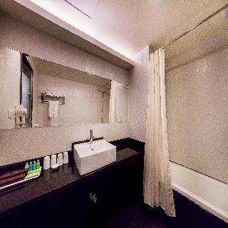 Room:QUA.ST