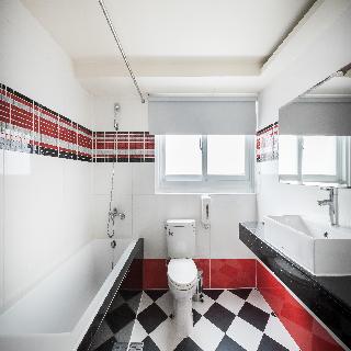 Room:TWN.BS