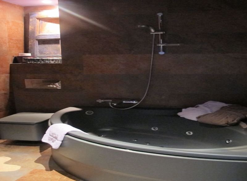 Room
 di Posada d'Aneu B&B