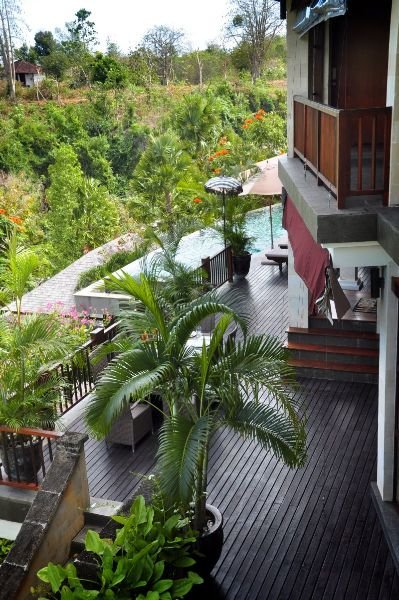 Terrace thumbnail 4
