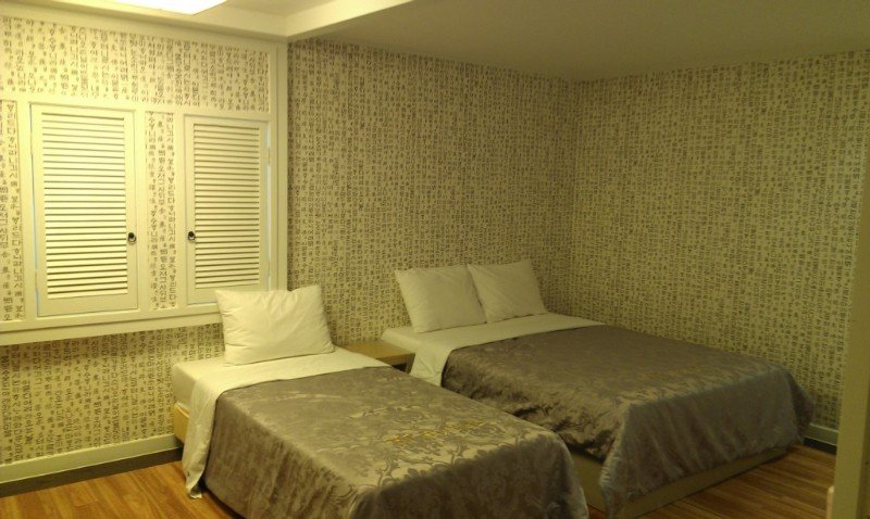 Room
 di Youngjong Tourist