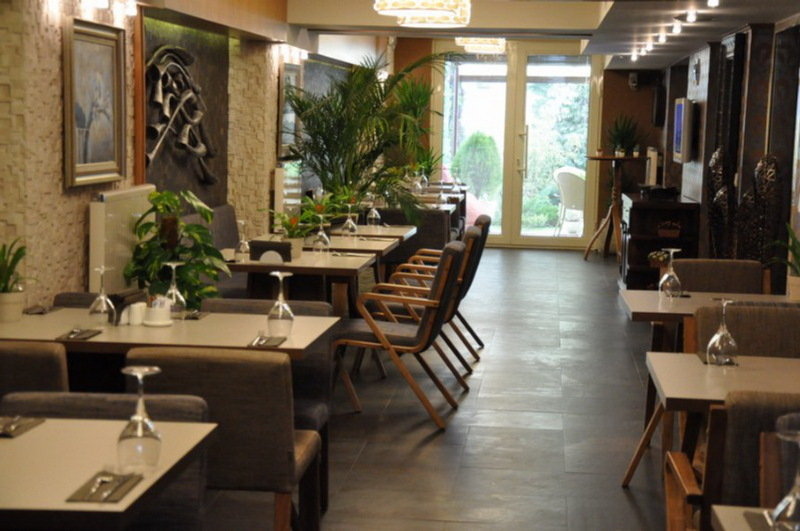 Restaurant
 di Arwen Premium Residence