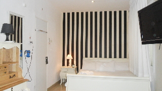 Room
 di Central Hotel