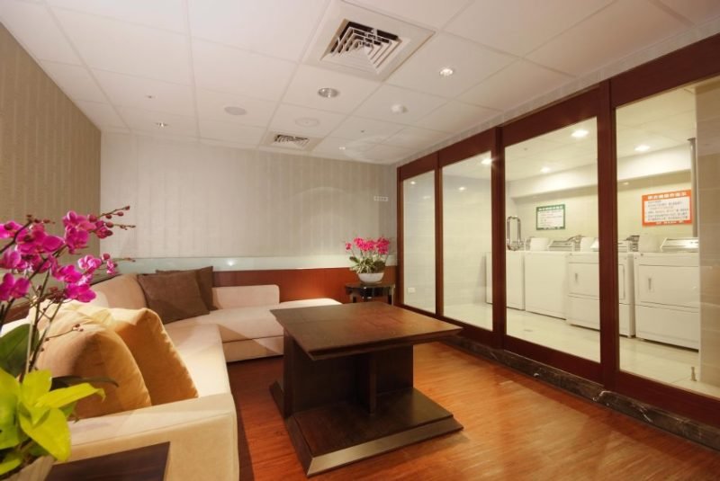 Sports and Entertainment
 di Plaza Hotel