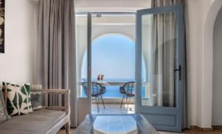 Athermi Suites