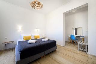 Aquarius Beach Hotel