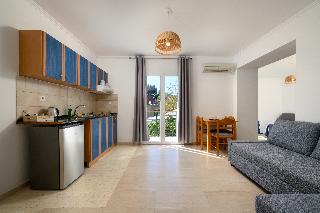 Aquarius Beach Hotel
