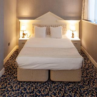 Room Room