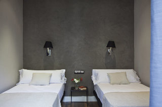 Room
 di AinB Eixample Miro Apartments