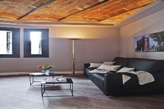 Room
 di AinB Eixample Miro Apartments