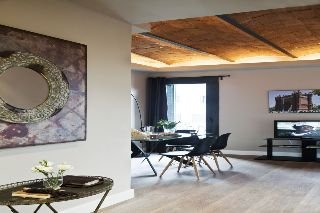 Room
 di AinB Eixample Miro Apartments