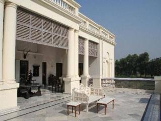 Terrace
 di Nadesar Palace