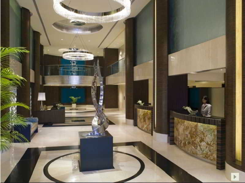 Lobby
 di Vivanta by Taj Blue Diamond
