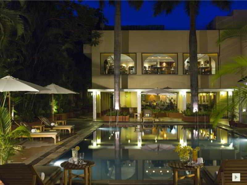 Pool
 di Vivanta by Taj Blue Diamond