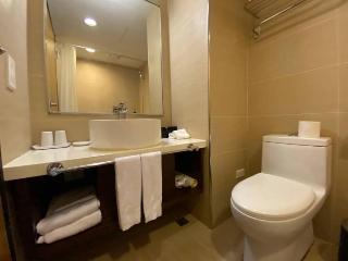 Room:DBL.SU-1
