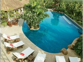 Pool
 di Vivanta by Taj Kovalam