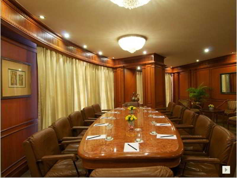 Conferences
 di Vivanta by Taj Gomti Nagar