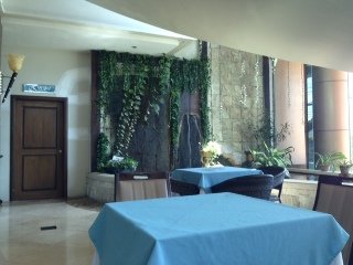 Lobby
 di Sarrosa International Hotel and Residential Suites