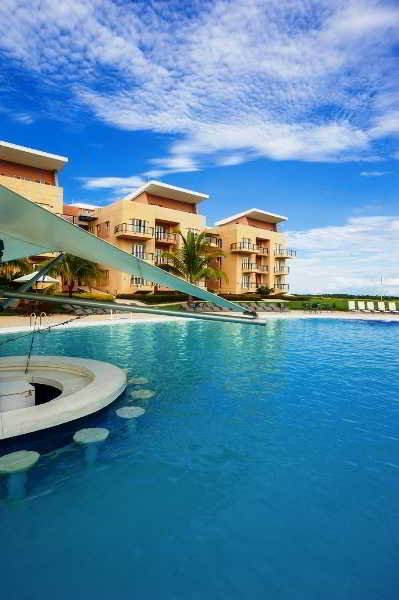 Pool
 di Wyndham Garden Villavicencio Resort