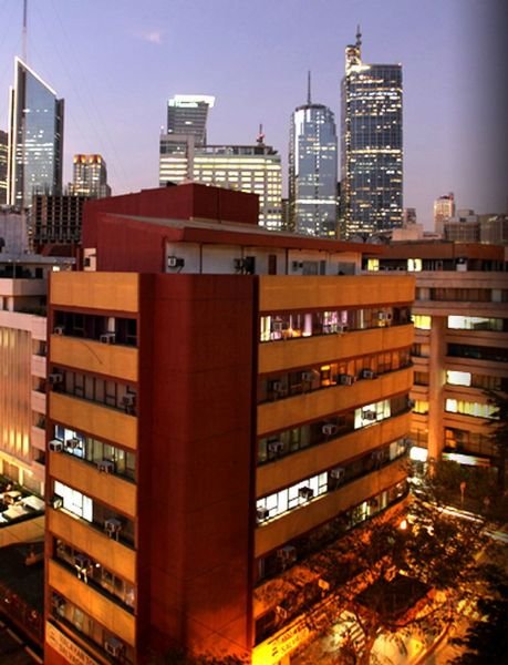 General view
 di Amorsolo Mansion Apartments and Suites
