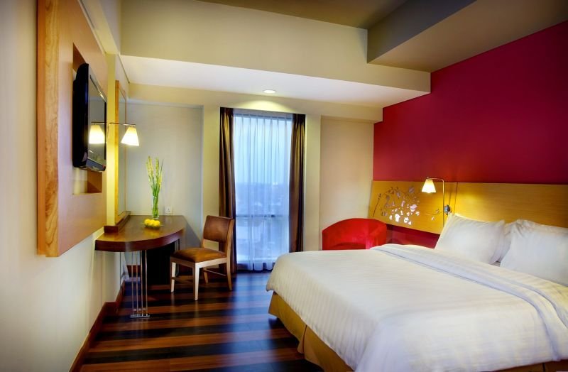 Room thumbnail 1