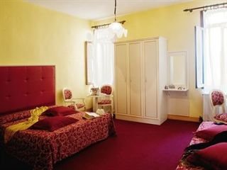 Room
 di Salute Palace