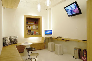 Sports and Entertainment
 di JJ-S Hotel