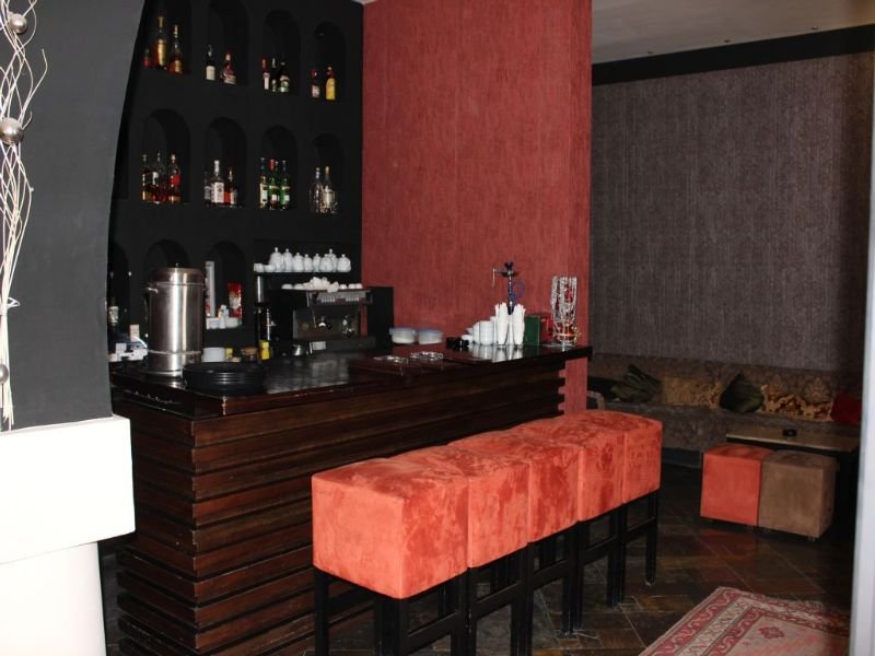 Bar
 di Sheki Saray