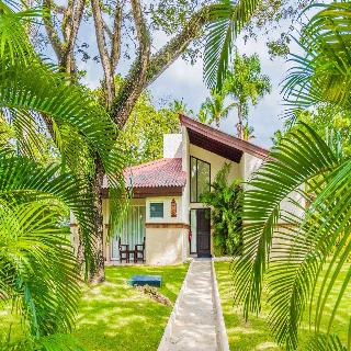 Blue JackTar Hotel