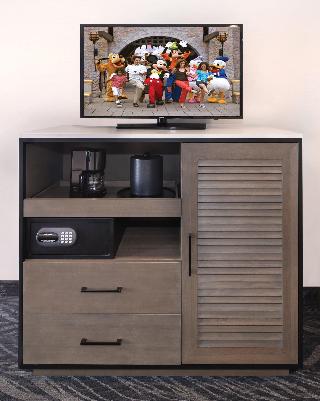 Tropicana Inn & Suites