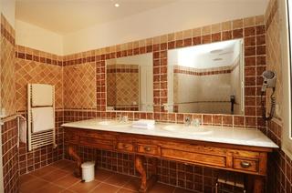 Best Western Hotel Arene, Orange