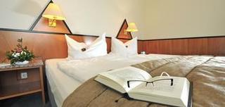 Room thumbnail 84