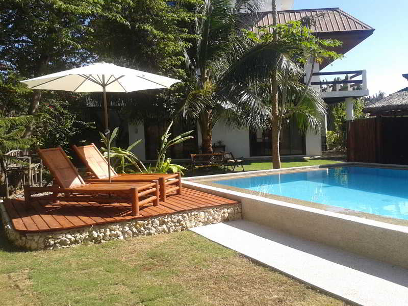 Pool
 di Panglao Palms Apartelle