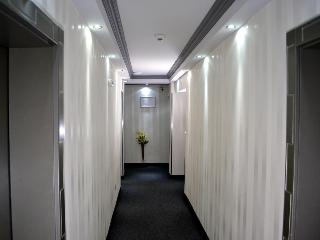 Business Hotel Elate Plaza