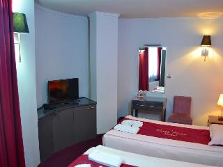 Business Hotel Elate Plaza