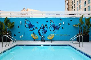 Renaissance Los Angeles Airport Hotel