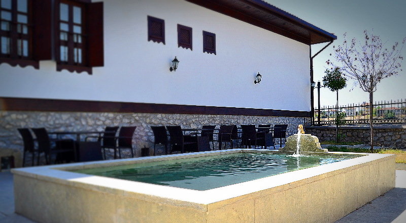 Terrace
 di Leyla Hanim Konagi