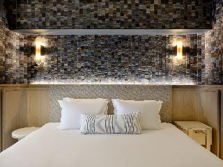 Atlantica Kalliston Resort & Spa