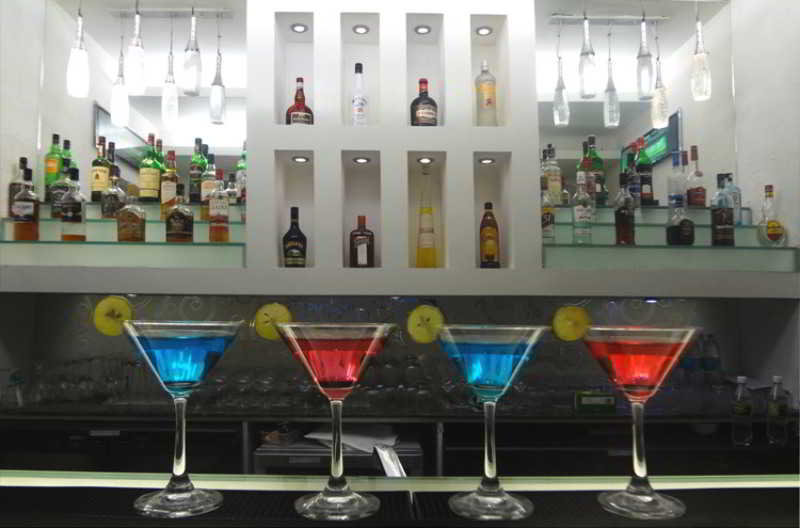 Bar
 di Welcom Bella Vista Chandigarh Hotel