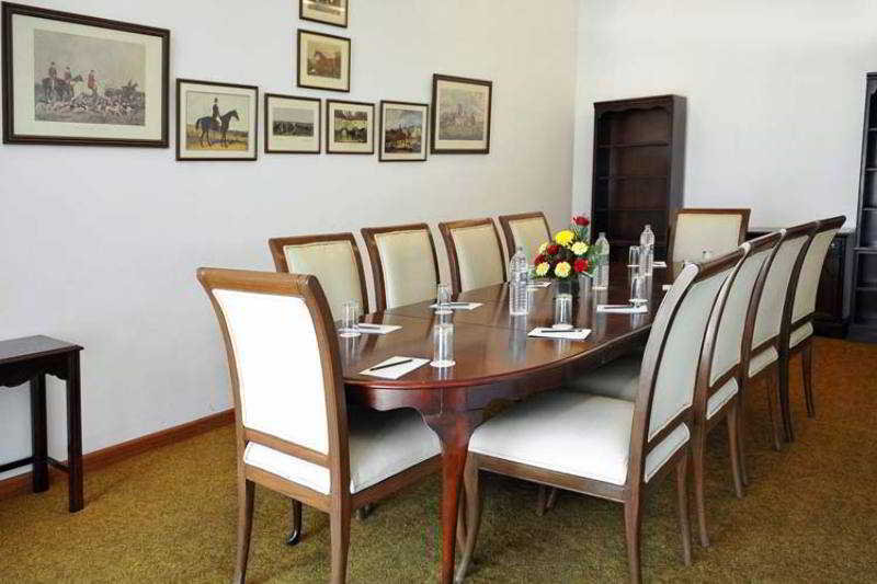 Conferences
 di Welcom Bella Vista Chandigarh Hotel