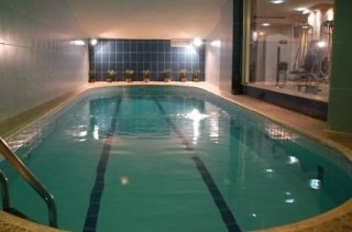 Pool
 di Arena University Hotel