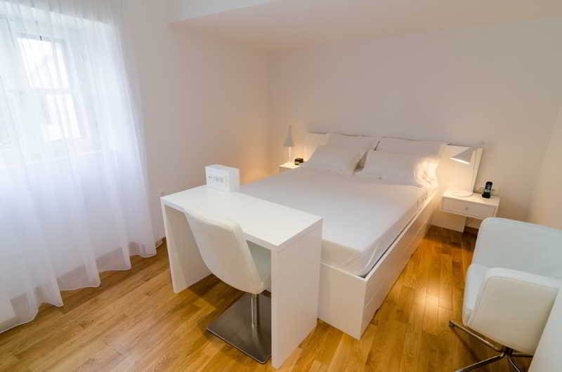 Room
 di Rooms Divota