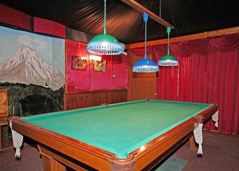 Sports and Entertainment
 di Orion