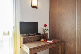 Room Room