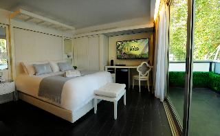 Room thumbnail 8