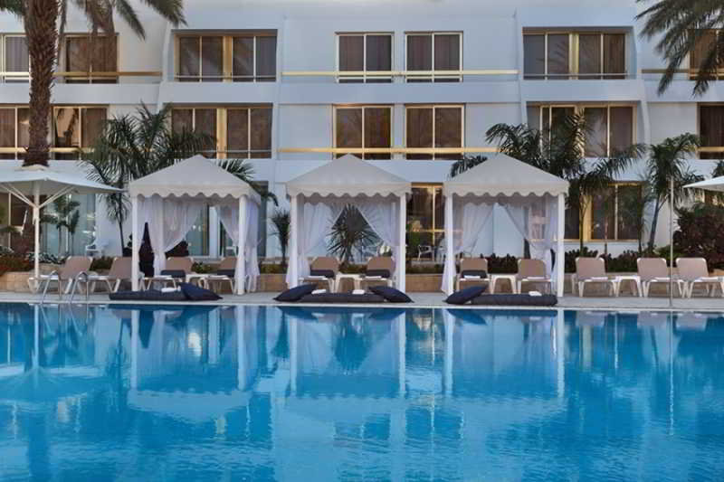 Pool
 di Astral Marina Hotel