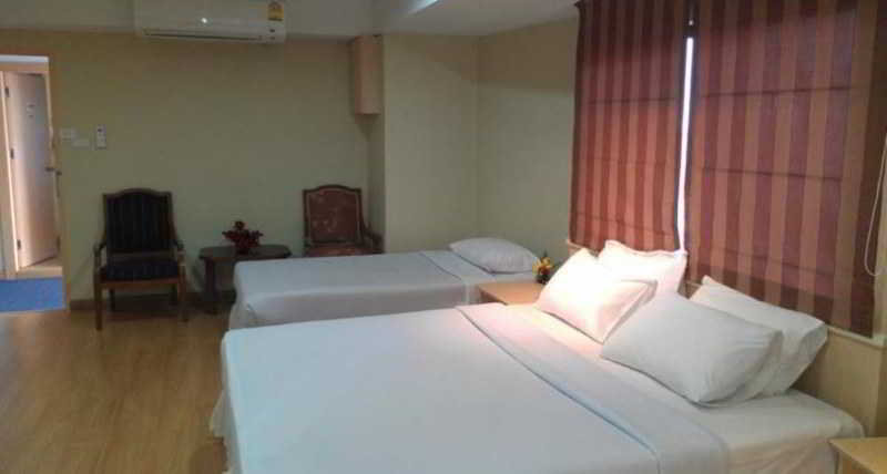 Room thumbnail 10