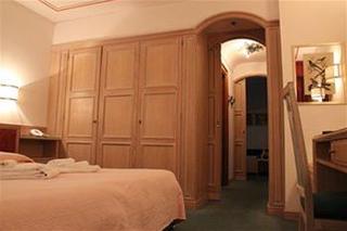 General view thumbnail 7