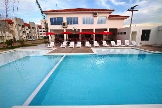 Pool
 di HOTEL TERRANOVA SUITES